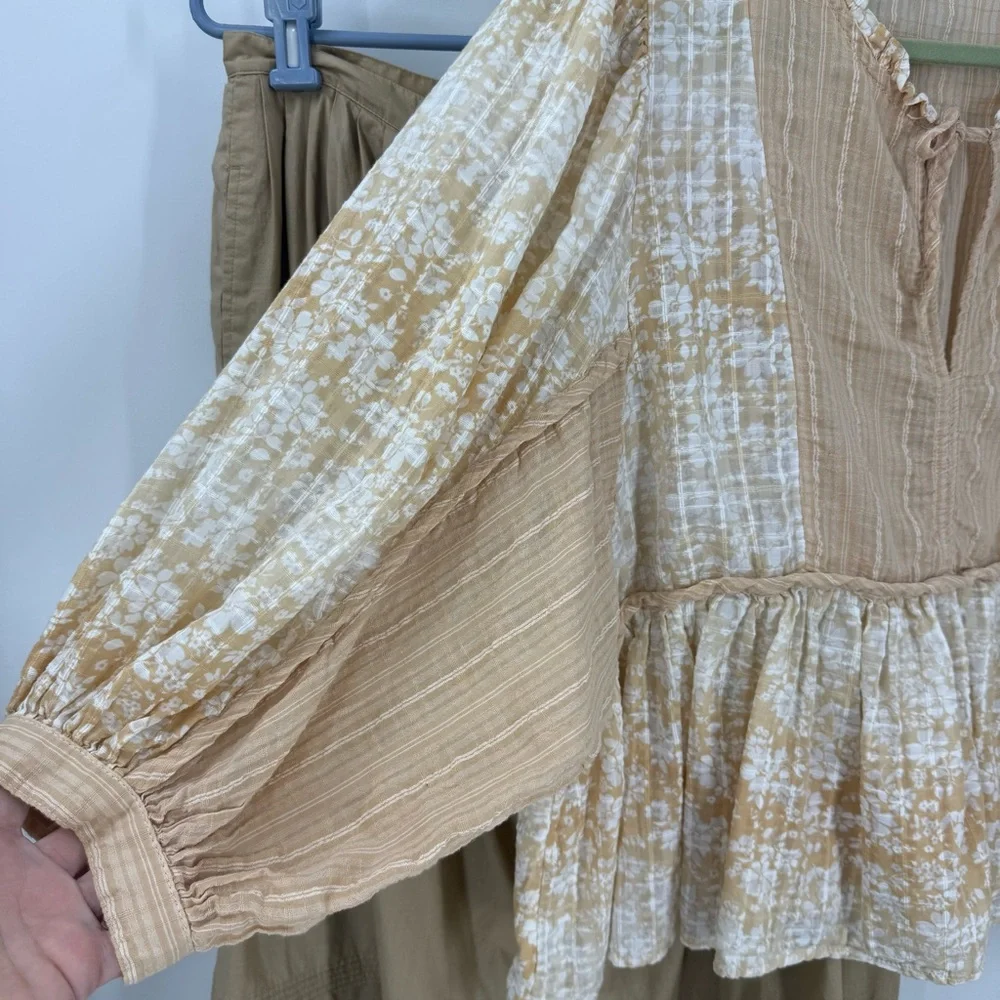 American Eagle cropped BoHo floral print wide sleeve Peblum  Beige Blouse L - Picture 4 of 11